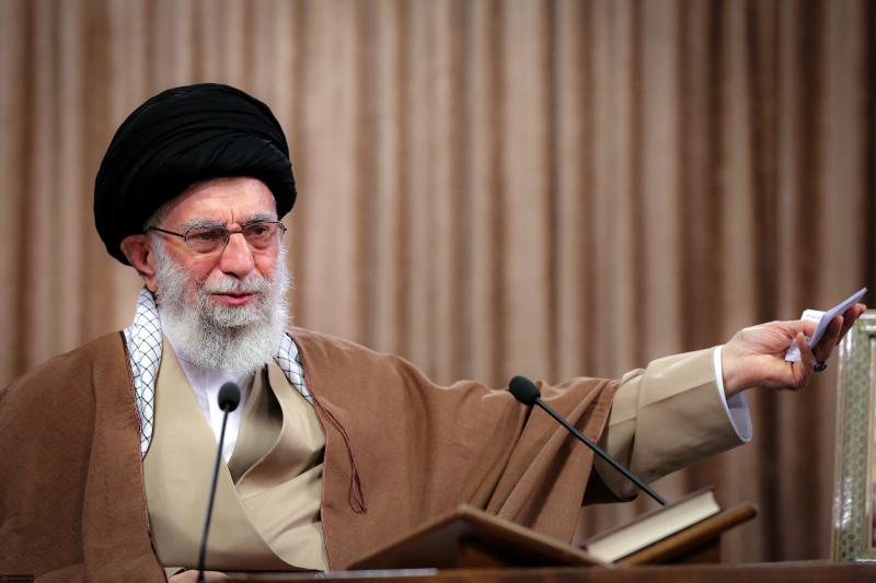 <span>Хаменеи: европейцы на некоторых частных встречах признают, что правда на стороне Ирана</span>
