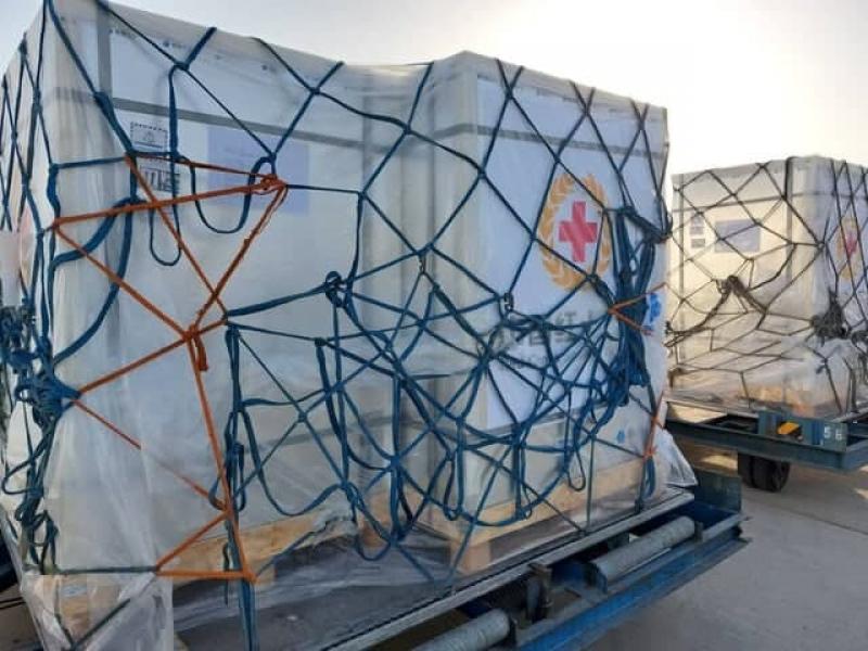 <span>В Иран прибыла самая крупная партия вакцины от коронавируса</span>
