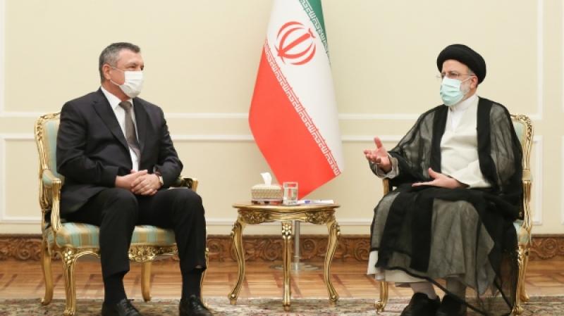 <span>برقراری تعامل گسترده با کشورهای همسایه از اصول اولیه سیاست خارجی دولت ایران است</span>
