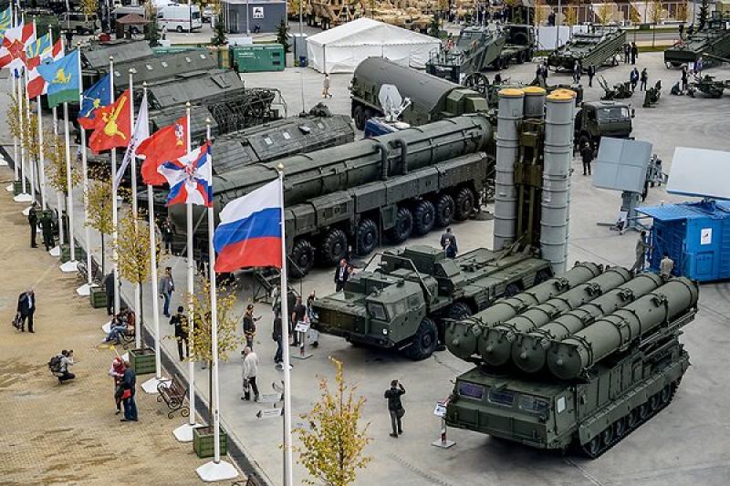 <span>Гендиректор "Рособоронэкспорта" подтвердил намерение Москвы наращивать ВТС с Ираном</span>

