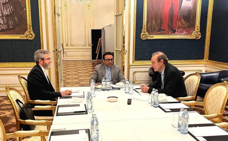 <span>علی باقری کنی و انریکه مورا با یکدیگر دیدار کردند</span>
