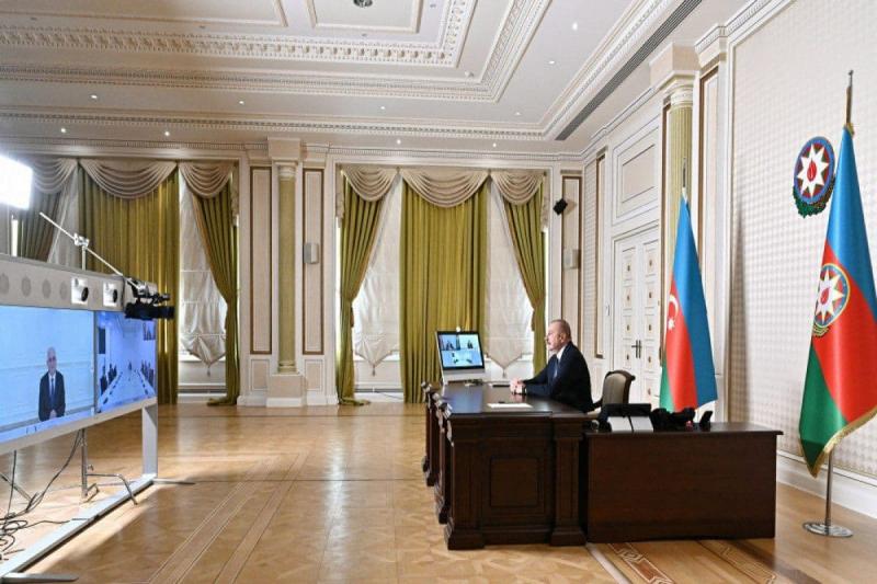 <span>Иранская делегация во главе министра дорог и градостроительства провела встречу с президентом Азербайджана</span>
