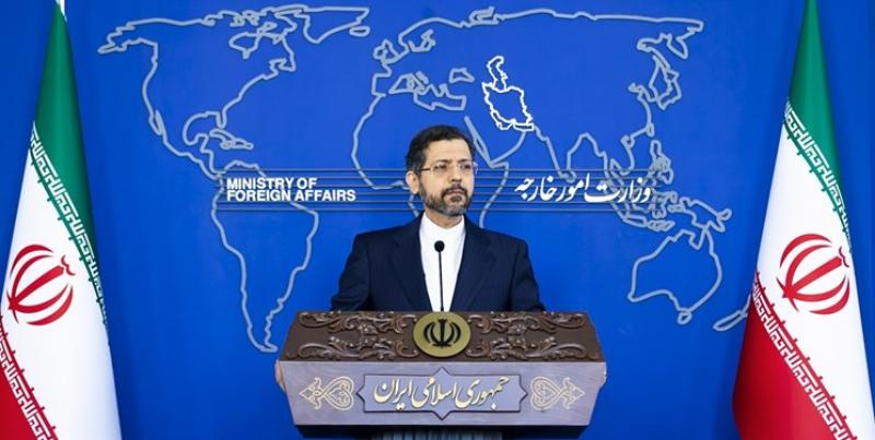 <span>خطیب زاده: به توافقاتی که بین شوروی سابق با ناتو نادیده گرفته شده، باید پرداخته شود ولی جنگ راه‌ حل اینها نیست و مردم باید از منازعات دولت‌ ها برکنار بمانند</span>
