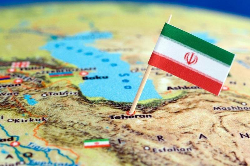 <span>طاهری: کشورهای همسایه برای ترانزیت کالا و انرژی خود از طریق ایران سرمایه گذاری کرده‌اند و حاضر به از دست دادن این موقعیت نیستند</span>
