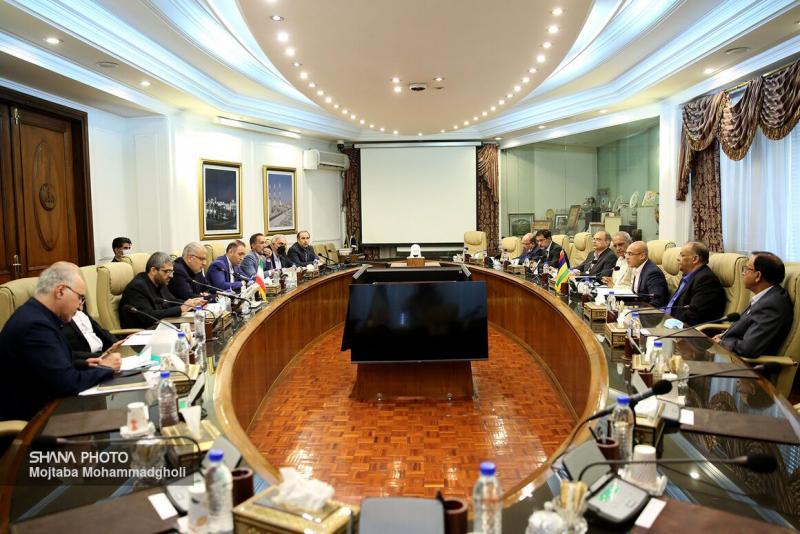 <span>راه‌های همکاری ایران و موریس در بخش انرژی بررسی شد</span>
