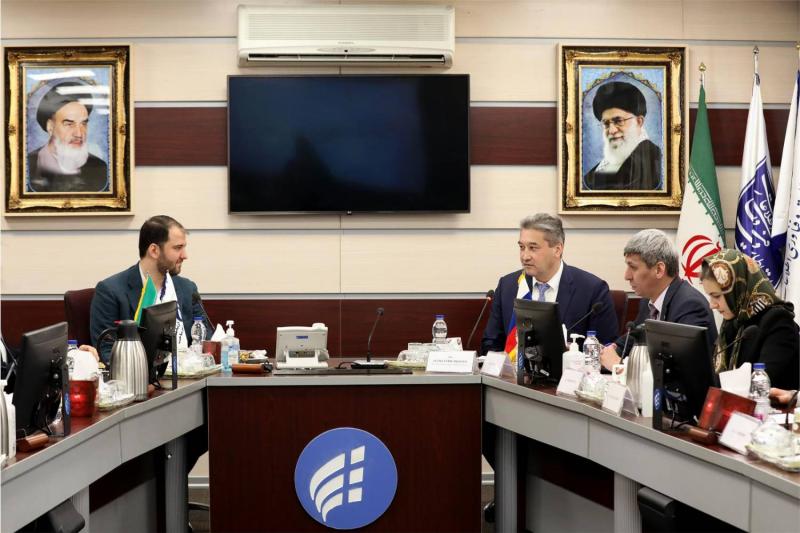 <span>مذاکرات همکاری شرکت ارتباطات زیرساخت و شرکتهای روسی </span>
