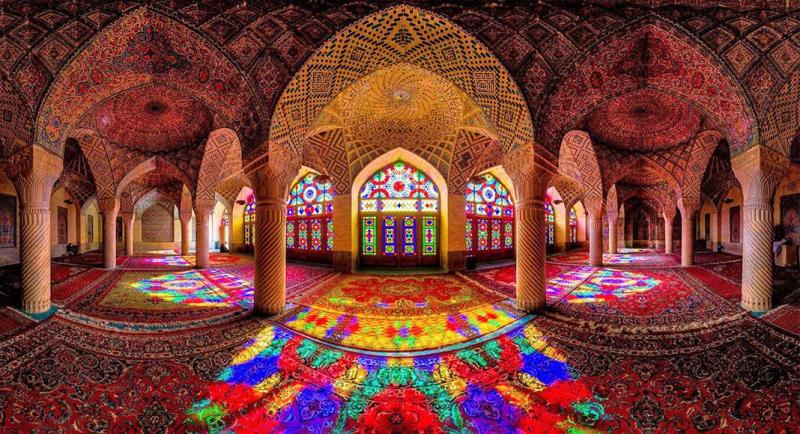 <span>صفوی: ایران احتیاج به دیپلماسی دفاعی - امنیتی دارد و مهمترین موضوع برای رسیدن به این مهم دیپلماسی اقتصادی و گردشگری است</span>
