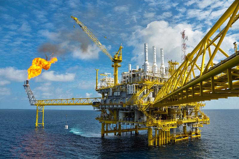 <span>Иран планирует на 50% увеличить добычу нефти и газа</span>
