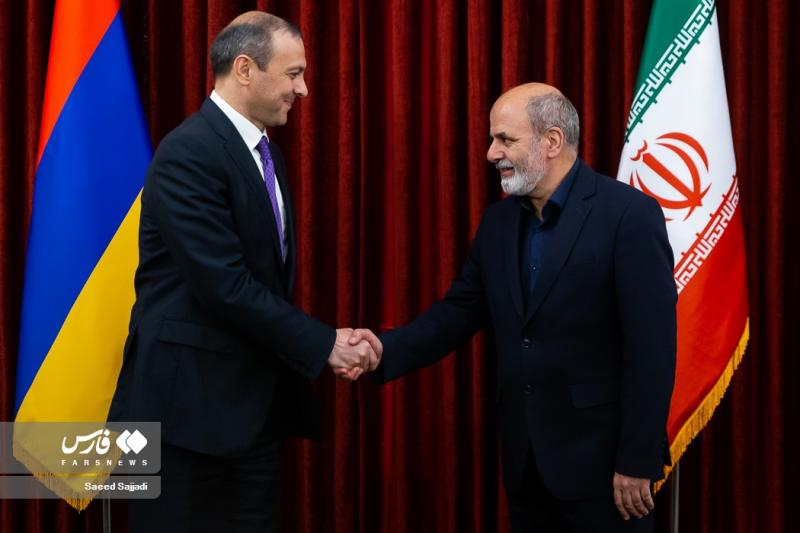 <span>دیدار مسئولان امنیتی ایران و ارمنستان</span>
