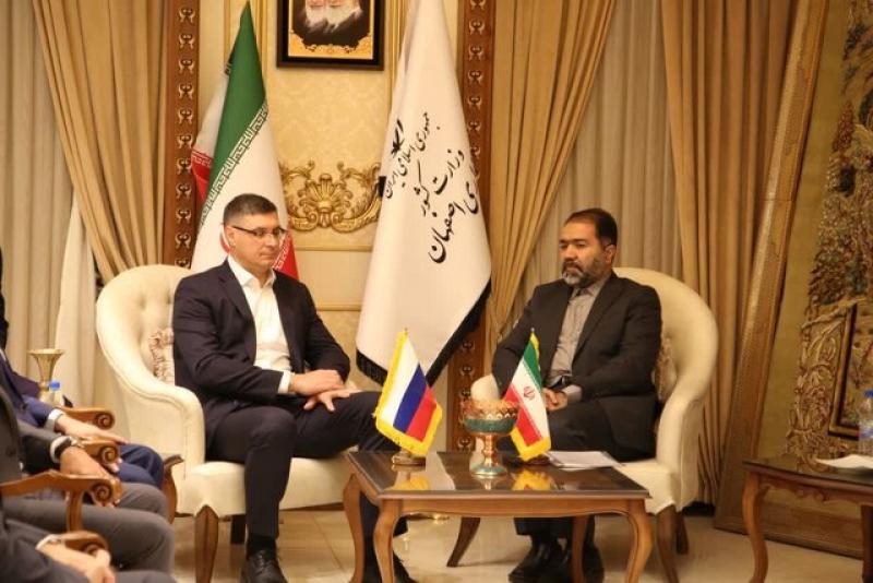 <span>زمینه برای نقش‌آفرینی فعالان اقتصادی ایران در روسیه فراهم است</span>
