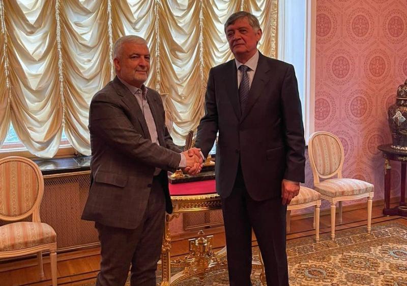 <span>ایران و کشورهای همسایه پشتیبان افغانستان امن و توسعه یافته هستند</span>
