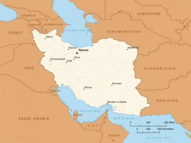<span>80 درصد تجارت ایران با همسایگان</span>
