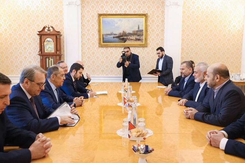 <span>سرگئی لاوروف با هیئت حماس دیدار و گفتگو کرد</span>

